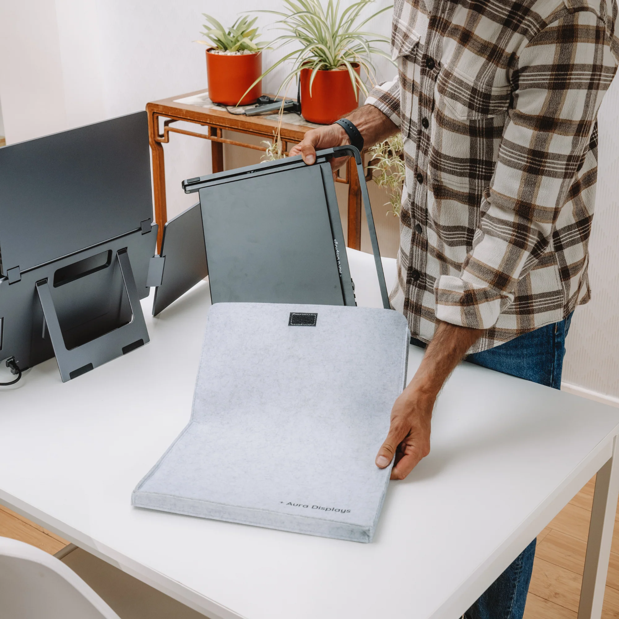 Felt Sleeve for Laptop & Portable Monitor - Image 3