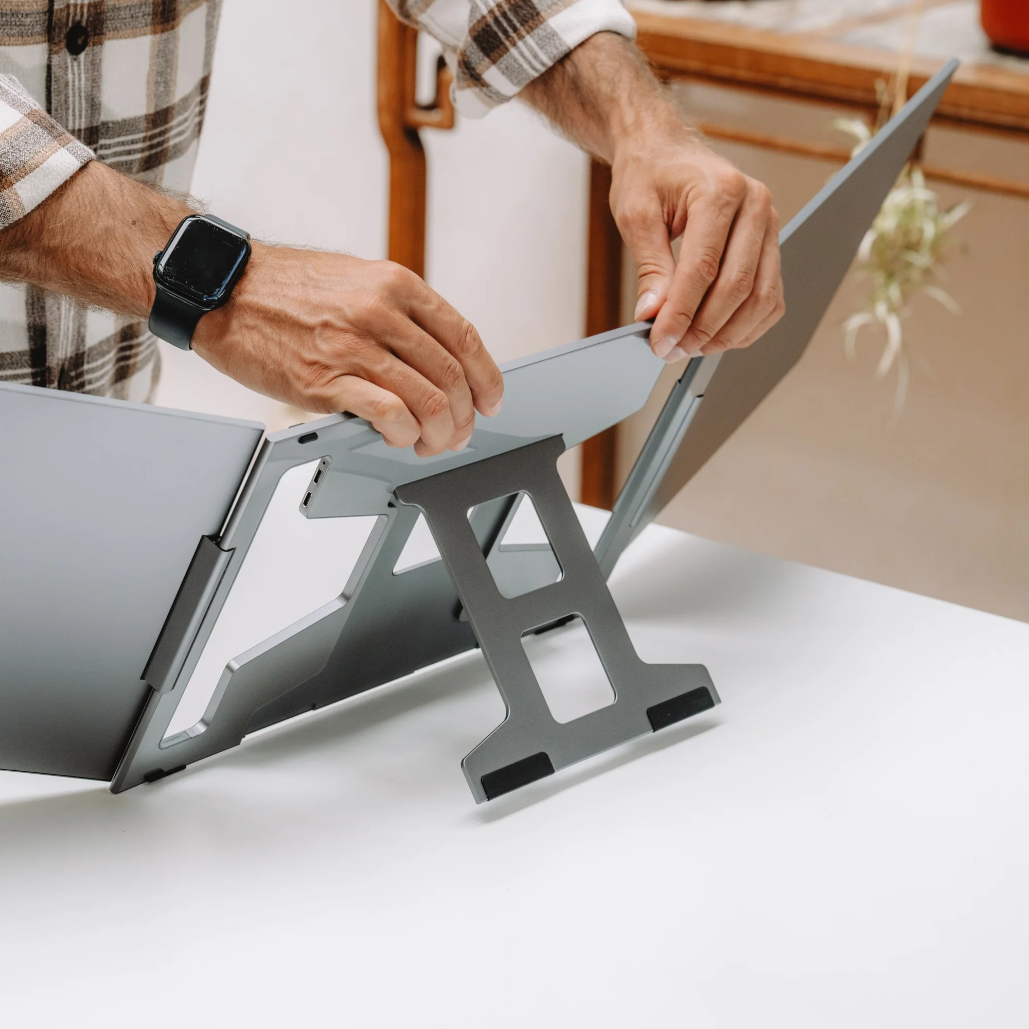 Refurbished Dual Boost Pro Max 15.6" (Gen 4) - Image 19